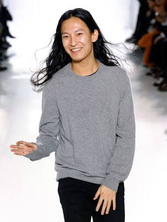 メットリ 停止 一目で男か女かわからない人といえば 服作ってるアレキサンダーアレキサンダー ワンさんの雰囲気がめっちゃ好きです 最初は飾らない女の人かと思ってた メットリ 停止 一目で男か女かわからない人といえば 服作ってるアレキサンダーアレキサンダー ワンさんの雰囲気がめっちゃ好きです 最初は飾らない女の人かと思ってた