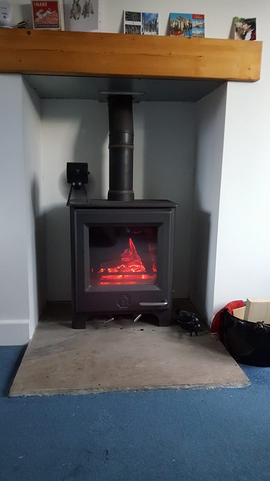 Another great fit, <a href="/woodwarmstoves/">Woodwarm Stoves</a>  Phoenix Fireblaze 6kw #amazing