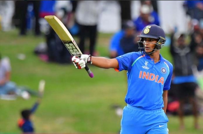 thechakdesports's tweet photo. चार बार U-19 WC जीतने वाला पहला देश बना भारत, फाइनल में छोटे कंगारुओं को हराया
#INDvAUS #U19CWC #U19CWCFinal #U19CWC2018 #U19CWorldCup #BCCI #CricketMeriJaan #CricketNews https://t.co/O2LYYduFNm https://t.co/gvgUf0SaXj