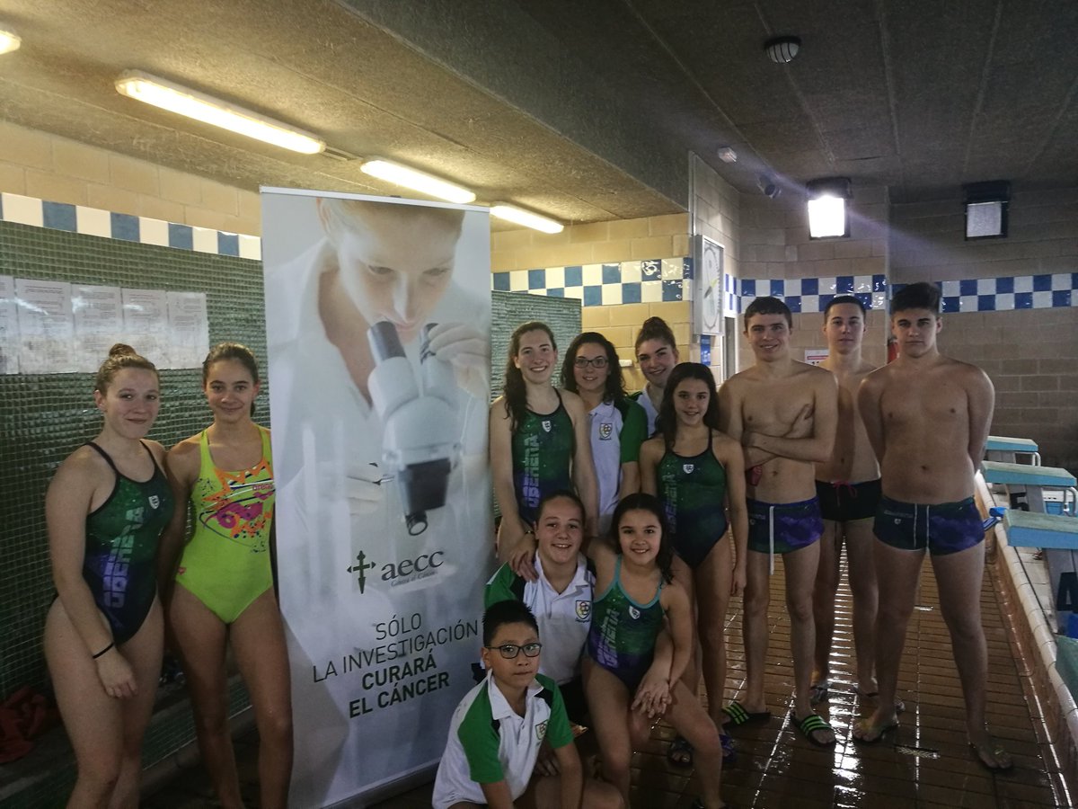 Integrantes de <a href="/natacionoberena/">Natación Oberena</a> participando en #MiRetoContraElCancerAECC seguimos!!!!