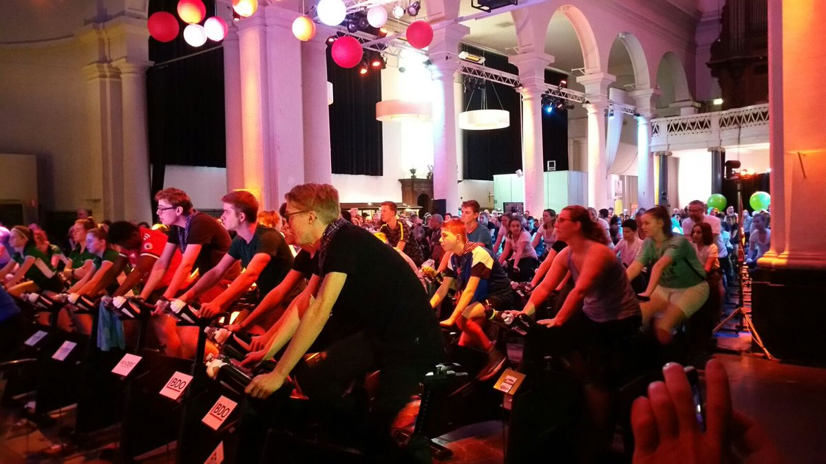 Ze zijn vertrokken, zonder route of kaart... nu maar hopen dat alle leden het eindpunt halen! #CycleSensation2018  #succes