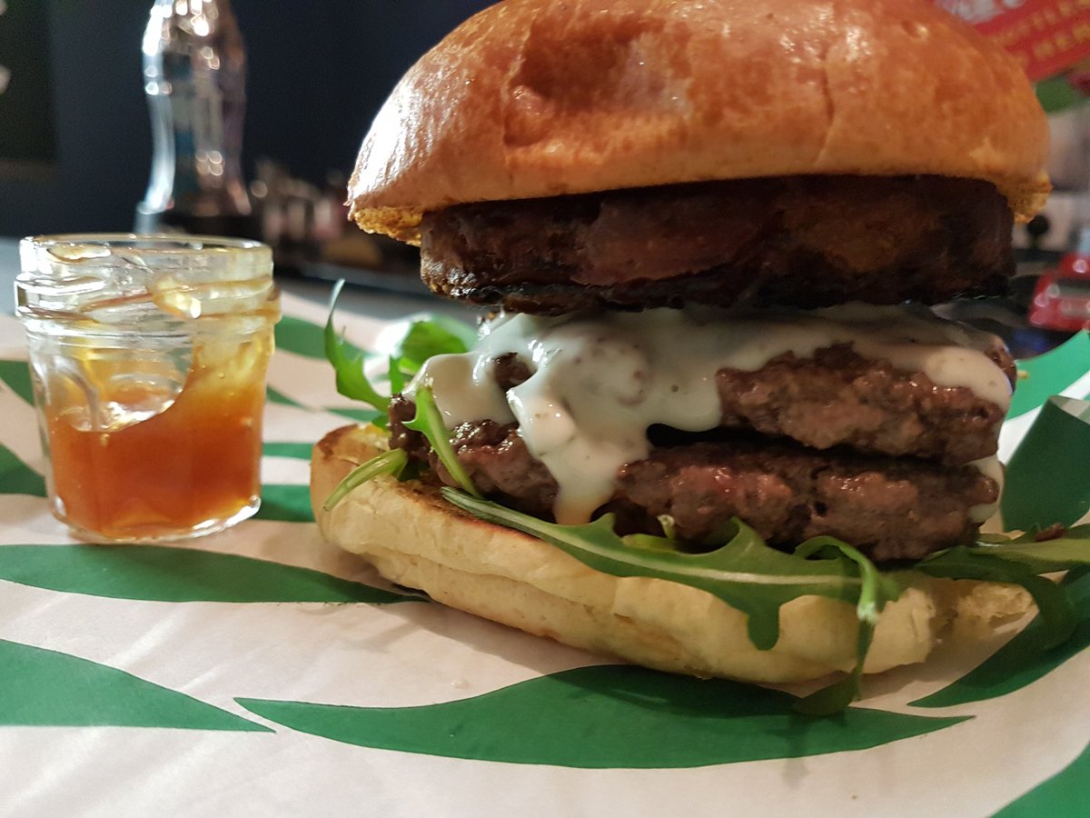 This months special the Bhaji Burger is available tonight from 5.30pm. 
Apologies to the tables we turned away last night. Booking early is recommended to avoid disappointment 
#fullhouse #localjobs #localpeople #independentshopping #burgers