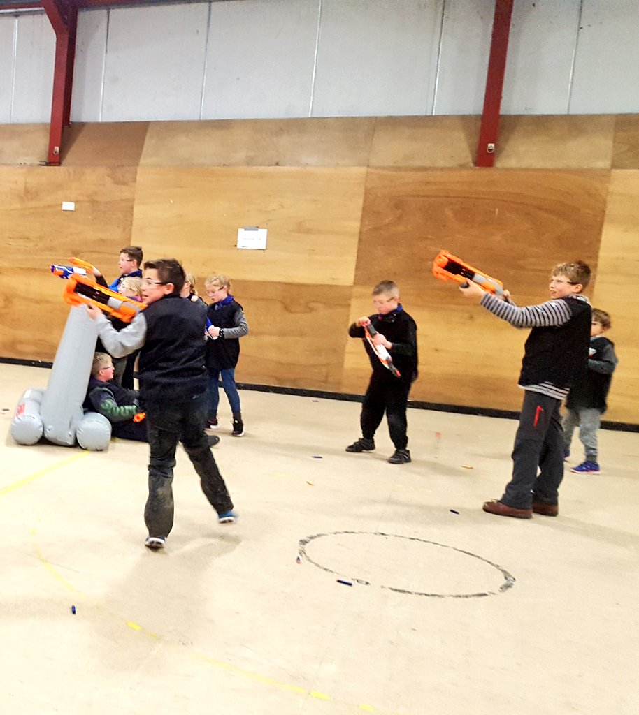 WoodSageOutdoor's tweet image. 1st Hollinshead Scout Group are staying in The Lodge @BowleyCS in a murder / mystery themed weekend...what better than to take part in our #NERF war activity!