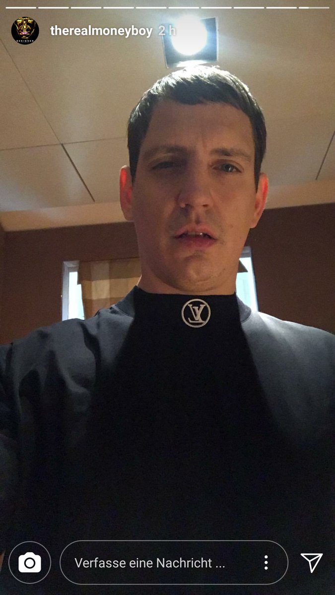TejayBolton's tweet photo. Ich schwöre Bruder das ist der reale swaggy Pastor swag .. is lit 😇👤 @moneyboyGUDG https://t.co/Ac8W0fSKgh
