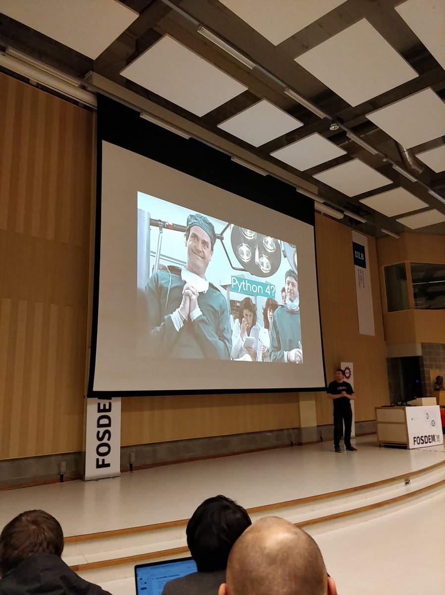 benesmil's tweet image. #python #python4 to bude asi něco jako #perl6