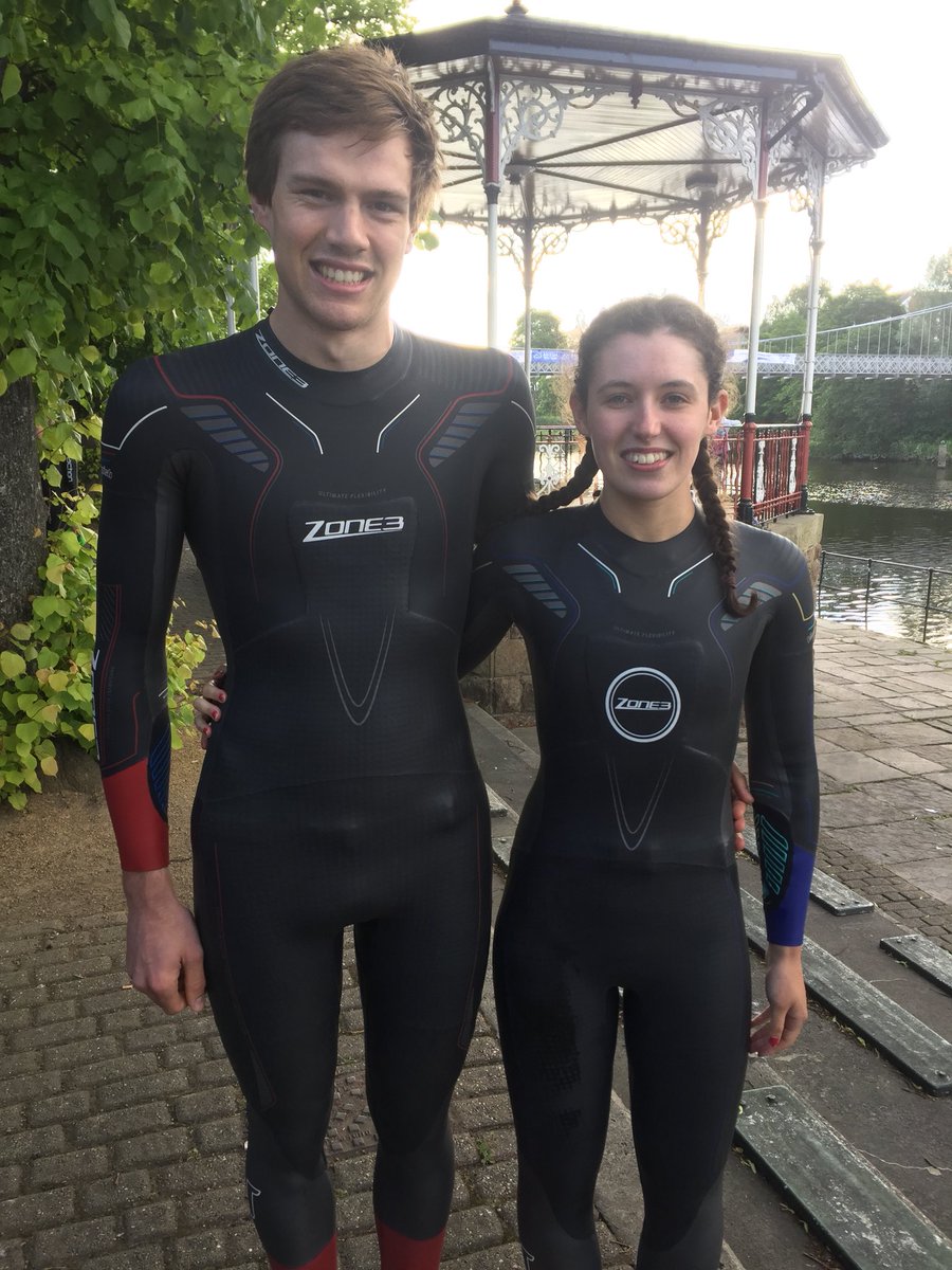 TeamEmgus's tweet photo. Our first sponsor announcement for 2018 is @Zone3official 🏊🏻💨 We are lucky enough to have Zone3 supporting Team Emgus and we can’t wait to represent them this year! We will both racing in the awesome Vanquish wetsuit 🏊🏻 #teamemgus #IRaceZone3 #WeRaceZone3 #swimming #tri https://t.co/NF0RKHYOKI