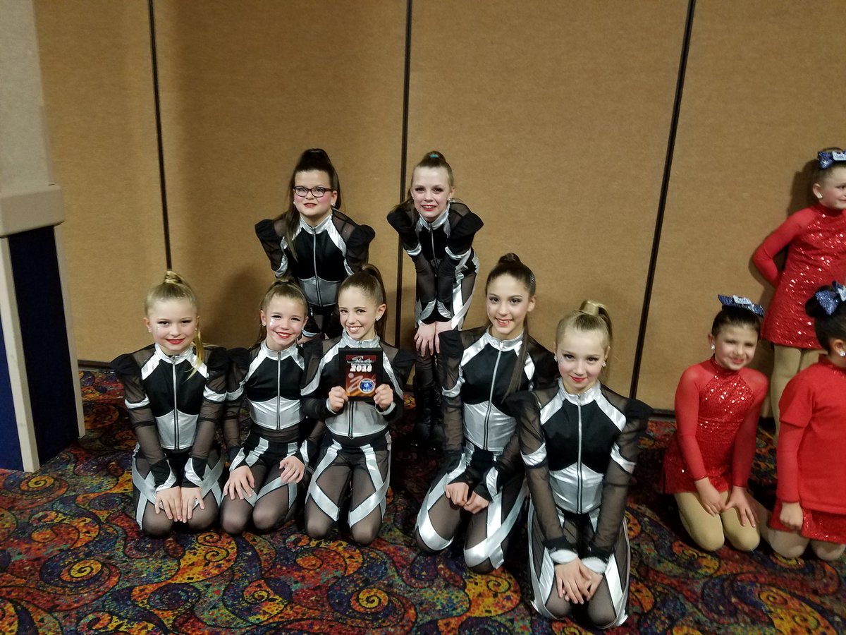 vonzt3's tweet photo. #bellaz #gostuntz #ITSALLABOUTTHEKIDS way https://t.co/Q0xcqFbvJJ