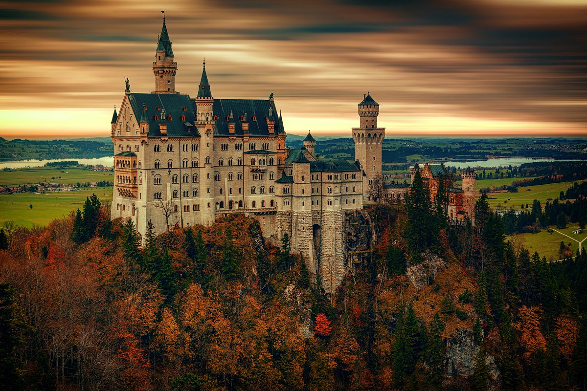 LostExecutive's tweet photo. Who wouldn't want to stay there?
.
.
.
.
#nametheplace #challenge #travel #businesstravel #wanderlust #architecture #country #LostExecutive #happiness #Saturday https://t.co/n1XcFZAprJ