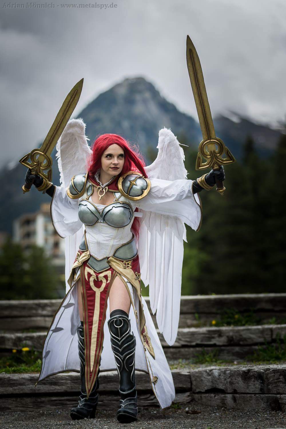 Gisela Blade Of Goldnight