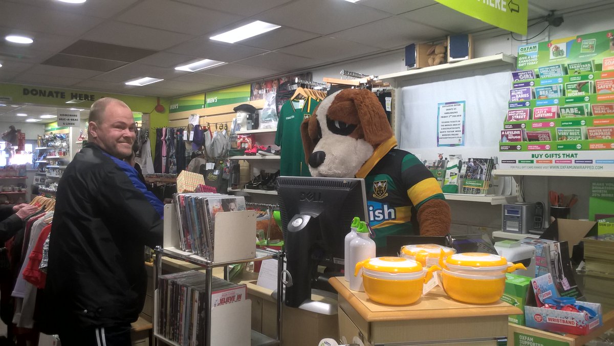 OxfamMidlands's tweet photo. Couple of years back @christianday kindly #gaveashift @oxfamnpton . Yesterday @SaintsComm Bernie the #bernesemountaindog got in on the act donating his time. He was super popular with customers & got involved in all sorts: taking donations, serving customers, steaming, ebaying https://t.co/2QrYyksk0S