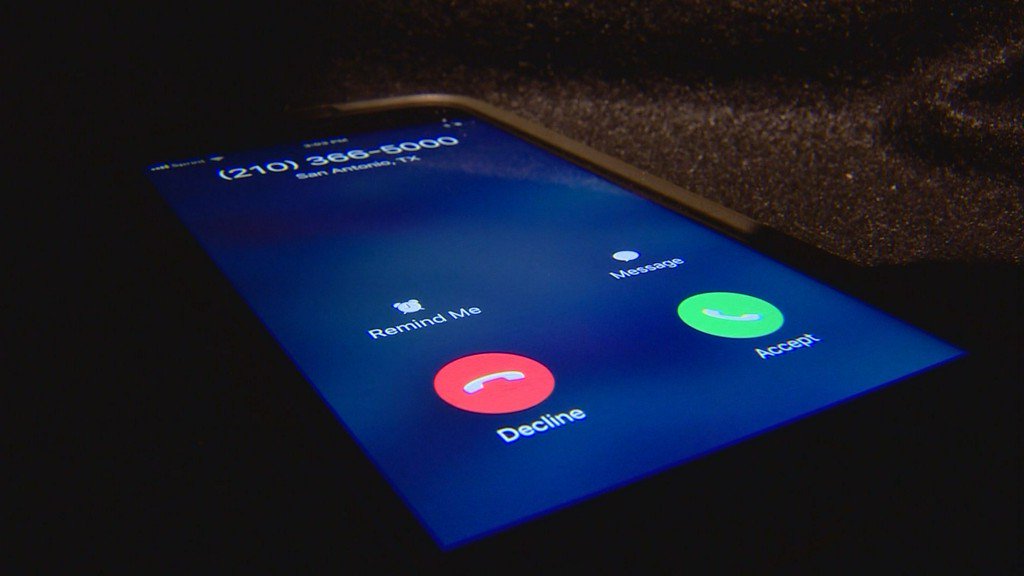 channel1atlanta's tweet photo. How to stop robocalls and protect yourself from scams https://t.co/N4Nh4hxuH4 https://t.co/fkGTZpYLTk - 11AliveNews