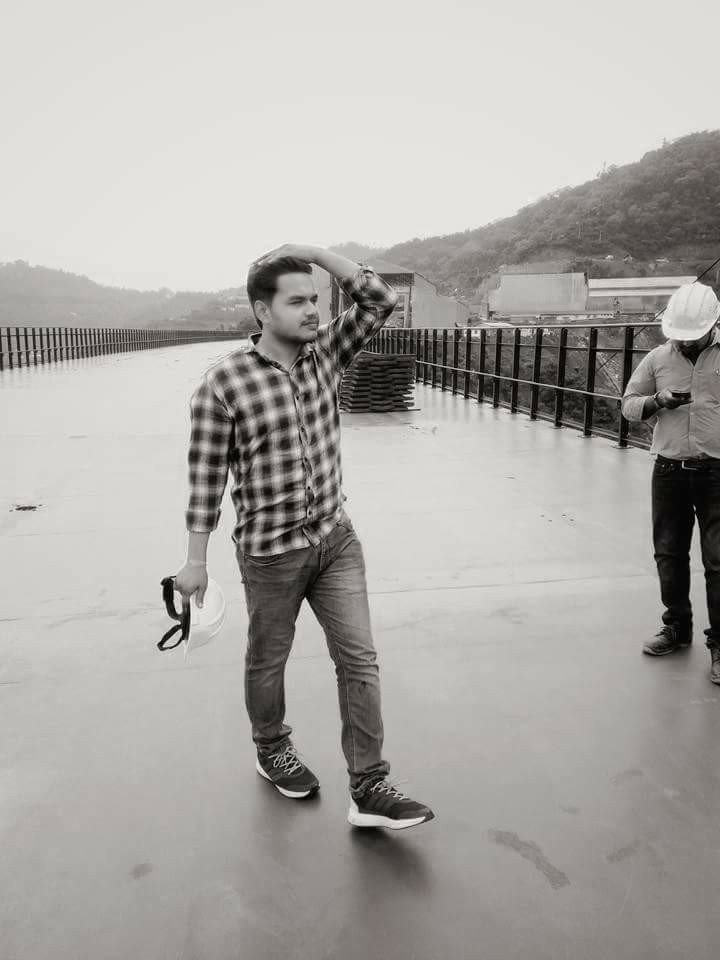 786pankit's tweet photo. #chenab_bridge #world_highest_rail_bridge 
#j&amp;k https://t.co/Luxppqe0lM