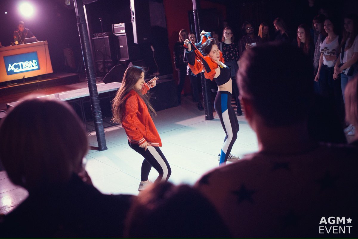Azia_Mozga's tweet photo. Выходные надо начинать с хороших новостей^^

Фоточки с #KOREAPARTY уже в сети!~ 

Наш тег в инстаграме: #agmevent

https://t.co/zGqhHDSE7L https://t.co/tcT1V5U1M3
