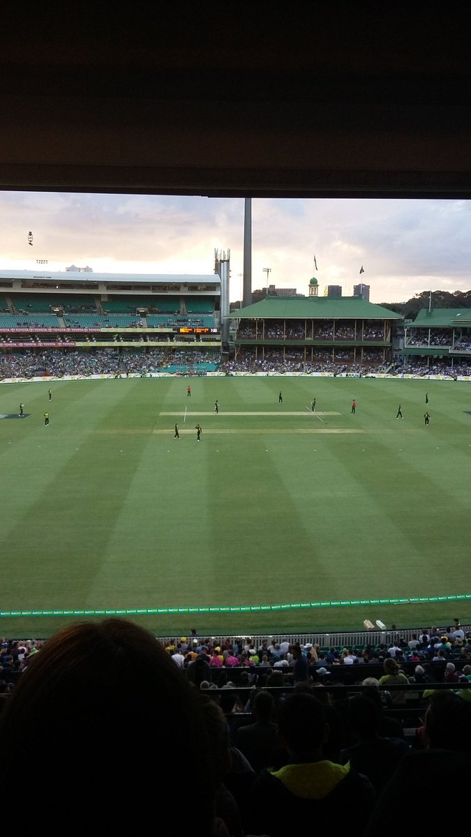 Bronedwards's tweet photo. No better place on a Saturday evening than SFC for T20 cricket! https://t.co/1x2oyXNglW