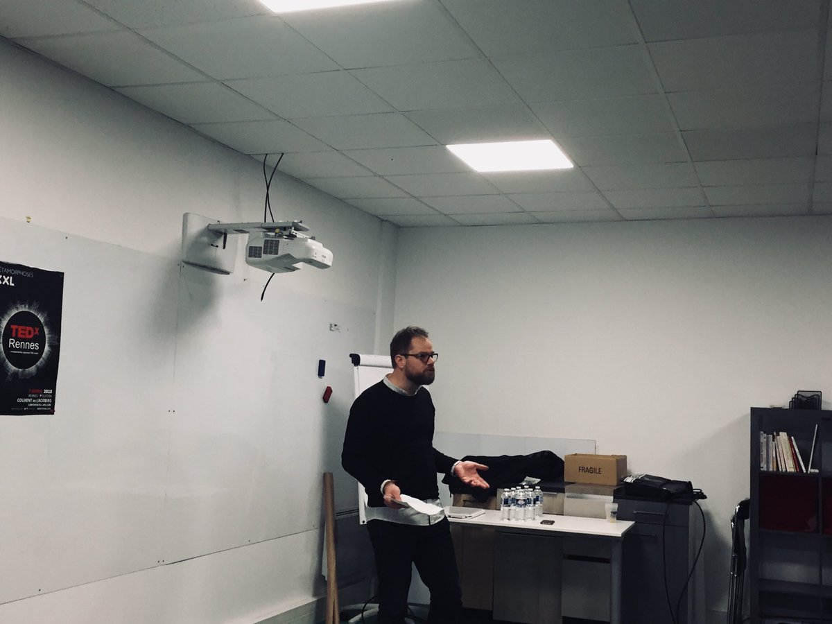 « Socrate était là pour foutre le bordel !!?!! »
- Karl, prof de philo - #TEDxRennes2018 <a href="/AssoBidl/">Bretagne ID Large</a>