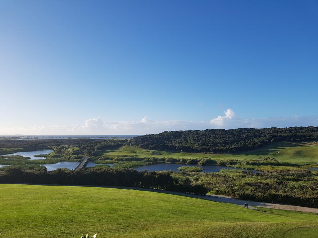 GarySmokey1's tweet photo. A hidden #gem #carringtongolfclub #newzealandgem #golf #bullantsports #lavertygolf #chachagolf @charitychal @CharlesKares @GarryJGray @DavisNick_2 #callawaygolf #epicclubs https://t.co/nNgM4xWZdv