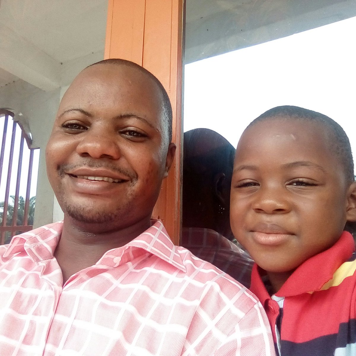 NSANGUDIAMAURI2's tweet photo. #NouvellePhotoDeProfil https://t.co/I1Dze11pAC