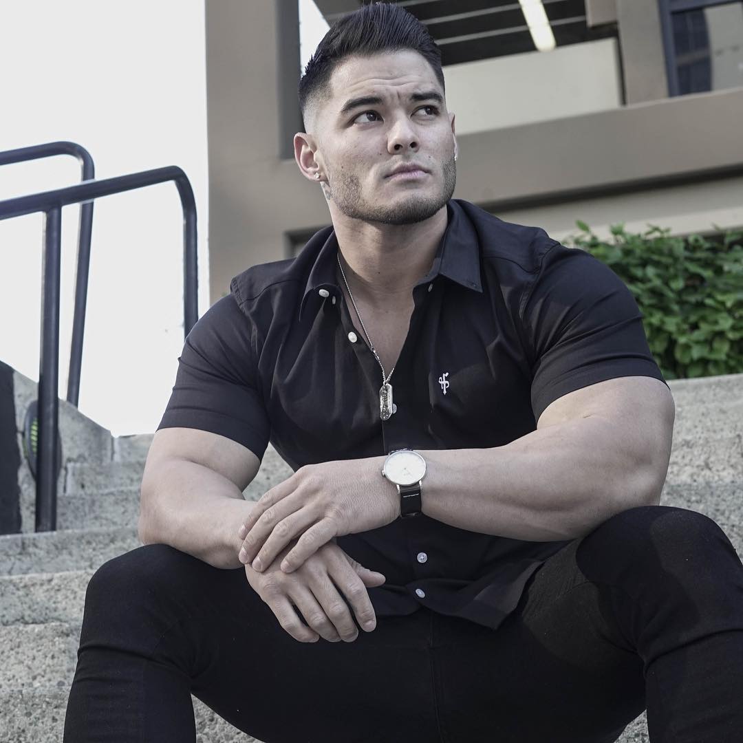 Jeremy Buendia 4x Mr. Olympia... - The roaring rebel fitness | Facebook