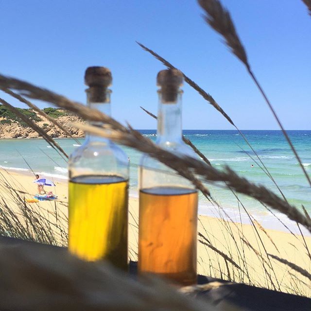 Skiathos_io's tweet photo. #Repost @anderssonsbar
Elias Mandraki one of the best.#skiathos #anderssonsbar #eliasmandraki https://t.co/fMNLkEFtIu https://t.co/ce9N4xxRIE