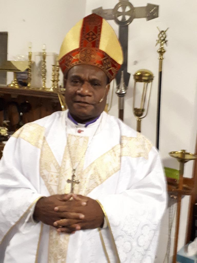 HilaryDeLyon's tweet photo. Bishop Denny of Papua New Guinea celebrated Eucharist and preached at Swaffham Parish on the 50th anniversary of there diocese link with LOG. https://t.co/m07sHvCOsY