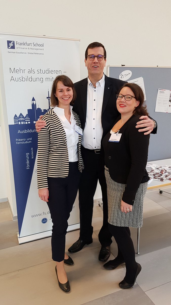 FranziNiedballa's tweet photo. Wir freuen uns auf den heutigen Tag #Dozentenkonferenz
#ExecEdFS @FrankfurtSchool https://t.co/ss2OjYNUWj