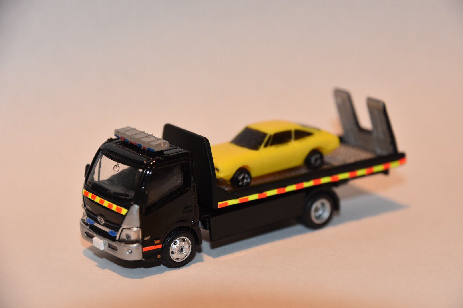 トミカ改造レッカー車 トミカ改造 レッカー車 パトカー - メルカリ