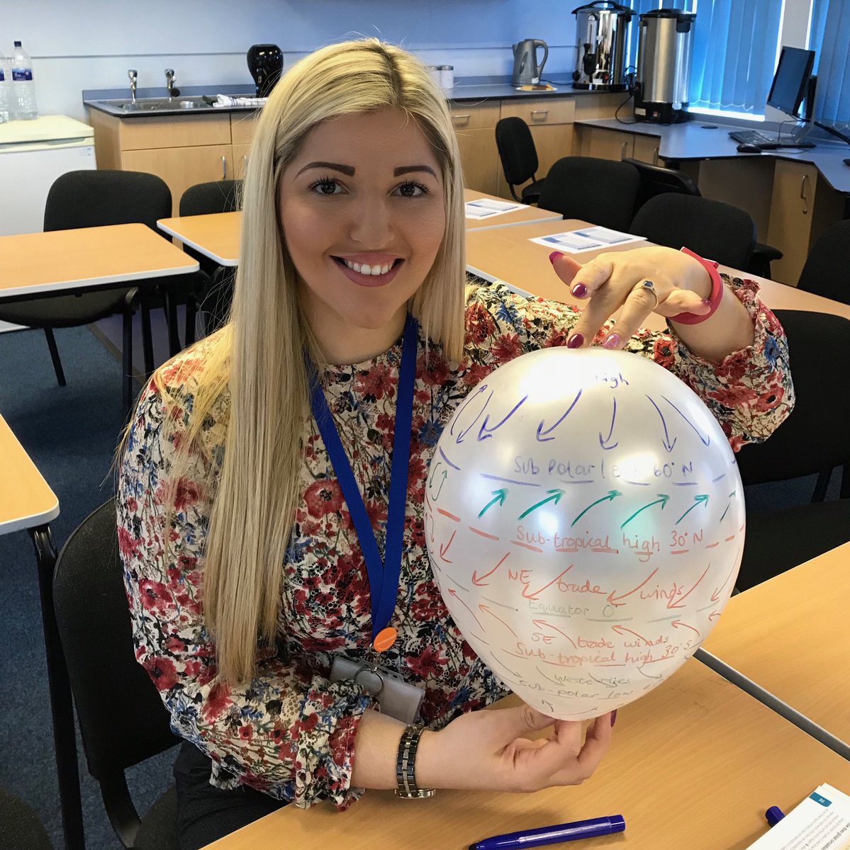 MissGeogBlog's tweet photo. Had a fab training session yesterday getting our heads around the new GCSE spec! Loads of fab lesson ideas and even the chance to play with a few resources! Super proud of my atmospheric circulation balloon! 💁🏼🎈🌍 #pgce #geographyteacher #itt #aqa #educatingharley #snhs https://t.co/hl1IYPynXA