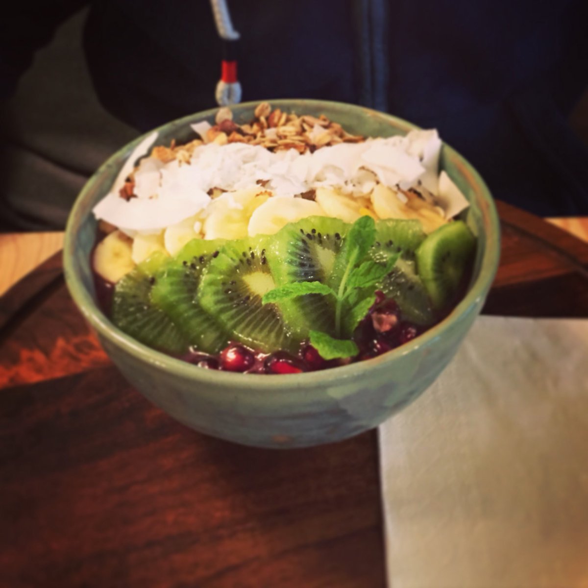 incrociate's tweet photo. Gotta love this type of Saturday mornings... #omnomnom https://t.co/MLS3Zqajws