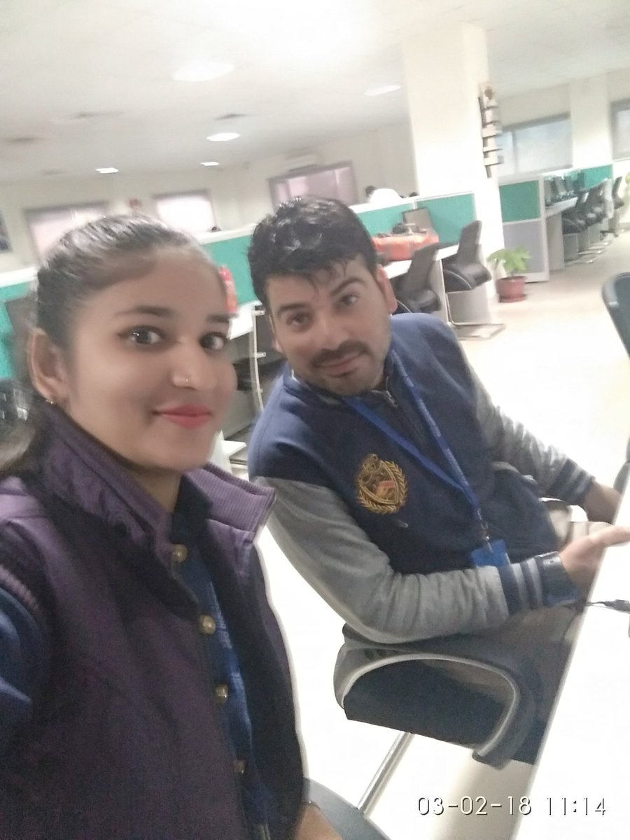 devil_tigress's tweet photo. #office #colleague #saturday #morning #selfie #mohali #seodiscovery https://t.co/XlF9cpC6hB
