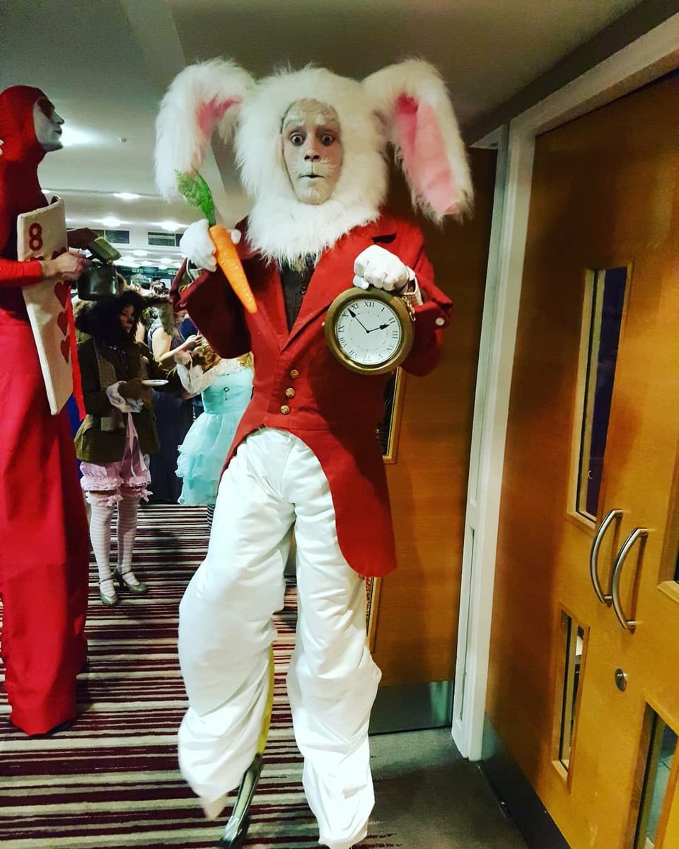 amylou1110's tweet photo. Had such a fun night at the work annual ball last night with my friends and my love..... I’ve got a massive wine head today though 🤪🤣🙈 is it too early for Nando’s @Andrew_Tracy94 🐓 #workparty #AliceInWonderland #winehead https://t.co/XePHTPOH56