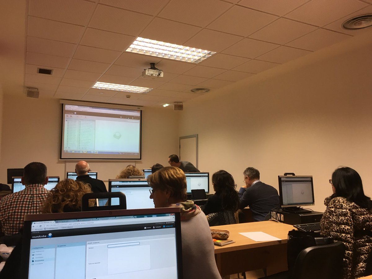 felomontesdeoca's tweet photo. Componentes de la junta de @ANDEorg profundizan en el uso de las herramientas disponibles en #RedANDE https://t.co/zSTnp0por2