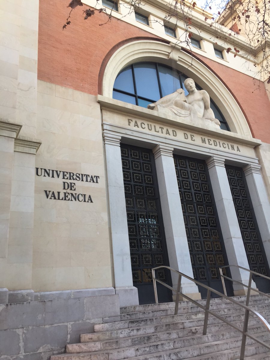 egonzalezmesa's tweet photo. Sharing experiences on perinatal mental health at Valencia University. Master on Perinatal mental health. Grateful for the invitation! https://t.co/HaAQAtgbWK