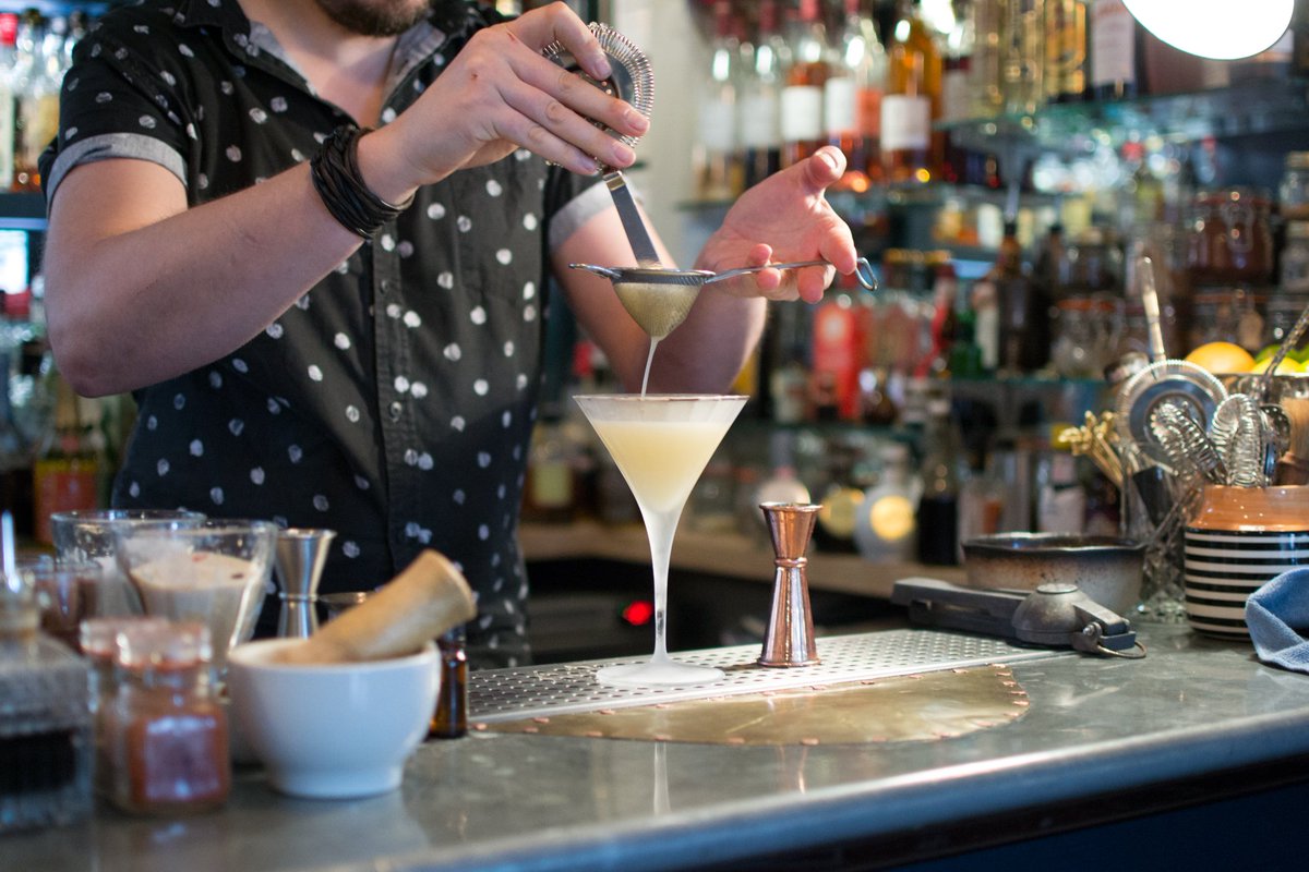 bustopherjones_'s tweet photo. It's the weekend and January is over and our cocktails are as excellent as ever. 🍸🍸🍸
Join us for lunch and pop a bottle of our excellent prosecco spumante for only £15 🍾 https://t.co/uEaW8yA1fA