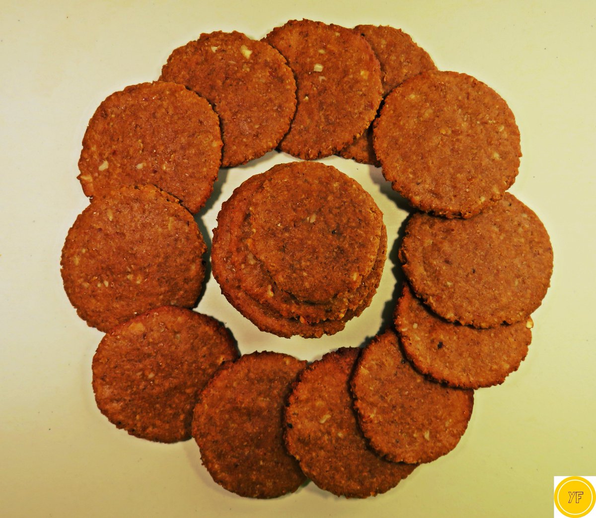 YustherFood's tweet photo. Buckwheat, Millet & Almond Cookies. This biscuits are the best option to coffe, tea or hot chocolate. #glutenfree #vegan #cookies #bisuits #recipe #vegetarian
#HealthyFood
Full recipe in this link: https://t.co/PJtniDlO5e https://t.co/qh8L91tkS3