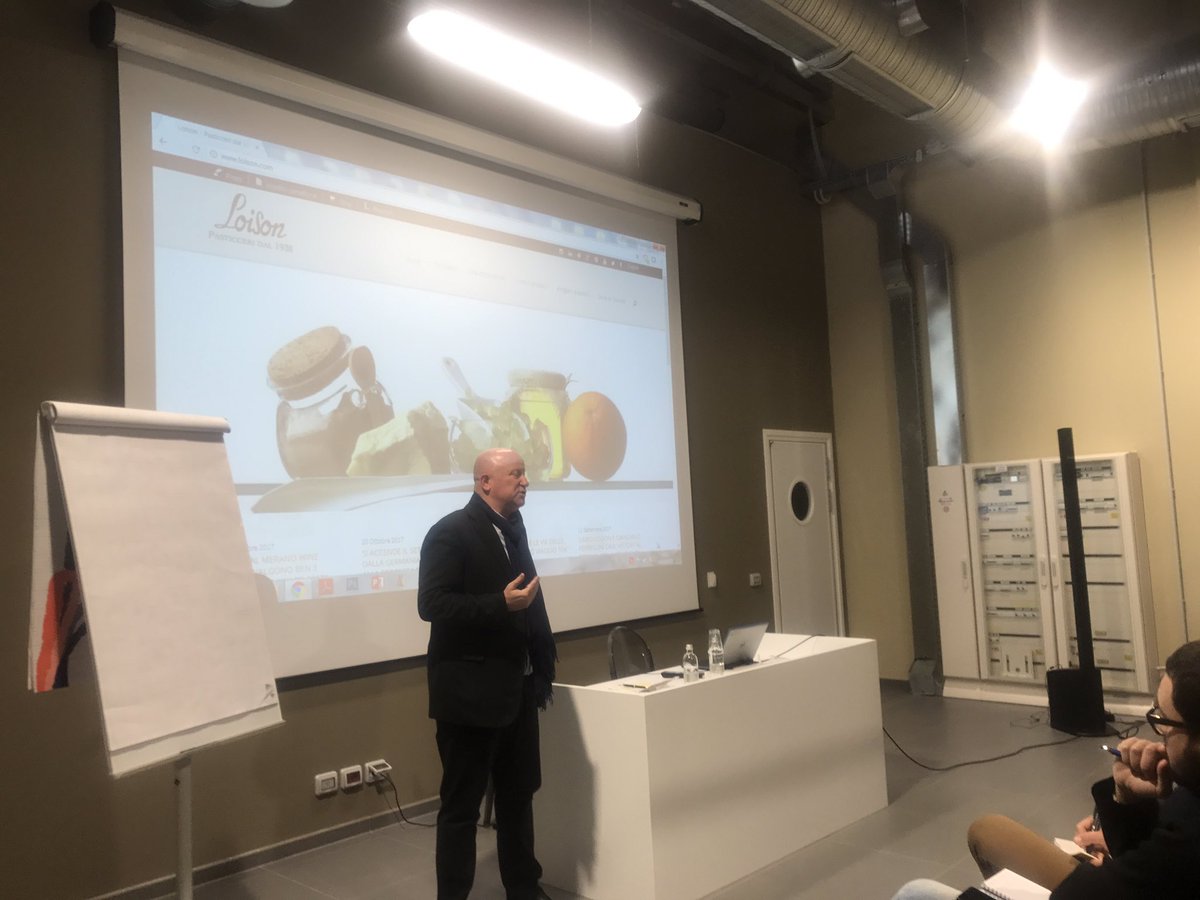 LucaCarbonelli's tweet photo. Ascoltare @DarioLoison raccontare la sua azienda, la crescita del business, la cultura e la passione che c'è dietro, è pura linfa vitale per chi fa #impresa. Al #Muster2018 di @FiordiRisorse https://t.co/4apjsVRcgz