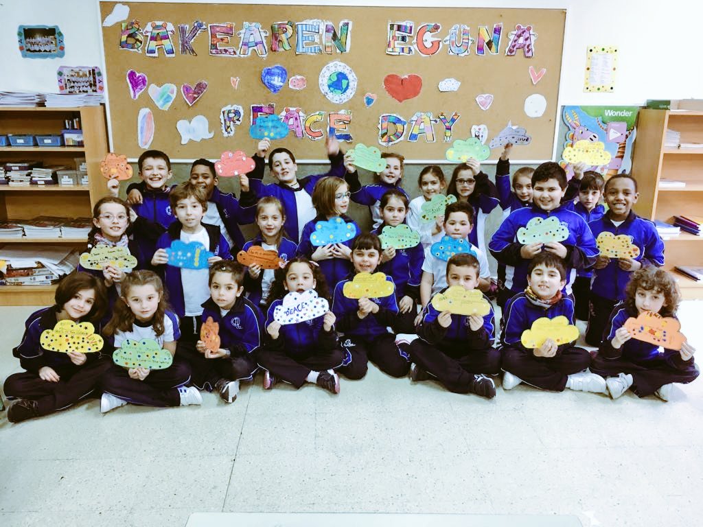 #svplh2 Grade students have written their dreams to make the world a better place. #PeaceDay2018 Mundu hobeagoa eraiki dezagun.