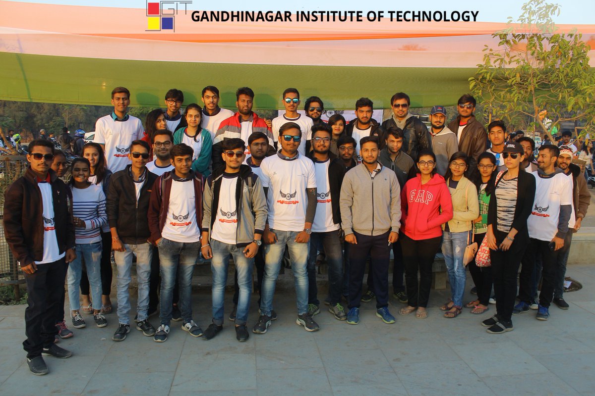 gandhinagaruni's tweet photo. The students of GIT participated in the “Ride for Nation: Bike Rally” on Republic Day, 26/01/2018. The event was organized by CII-YI and Healthy Campus (an initiative of the NCB) at Riverfront, Ahmedabad, 7:00 AM.
#git #ridefornation #republicday #ncb https://t.co/3oX11dYFkB