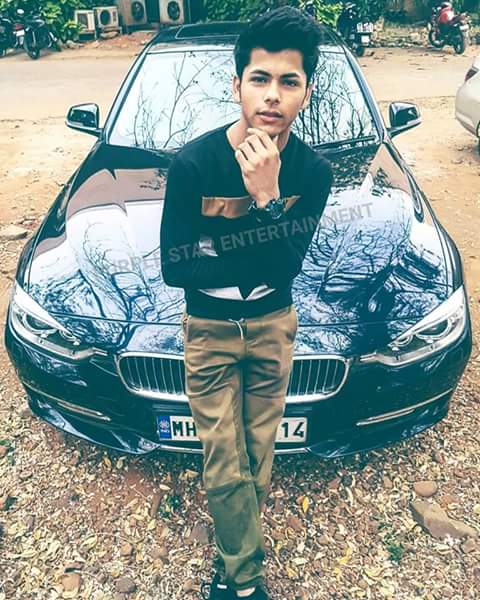 nehalmatharu's tweet photo. Something Brewing.. #GuessWhat ? 😍#SiddharthNigam 💜
.
For artist bookings contact
#NehalMatharu +919967741250
.
#PurpleStarEntertainment #PSE #ExclusiveArtist #Ashoka #Mahakumbh #JDJ9 #Dhoom3 #MunnaMichael #ChandraNandni #Bindusar #Actor #Entertainer #Performer #Dancer https://t.co/aRmDI4vjNw