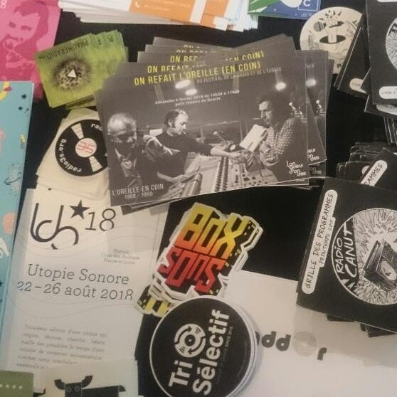 SamRetailleau's tweet image. Un aperçu du beau #monde à Longueur d'ondes, #Festival de la #radio et de l'#écoute ce week-end à #Brest. 📻 🎧

Cc #Radio3S / #SolarSoundSystem, #Tri #Sélectif, #Phaune, #BoxSons...