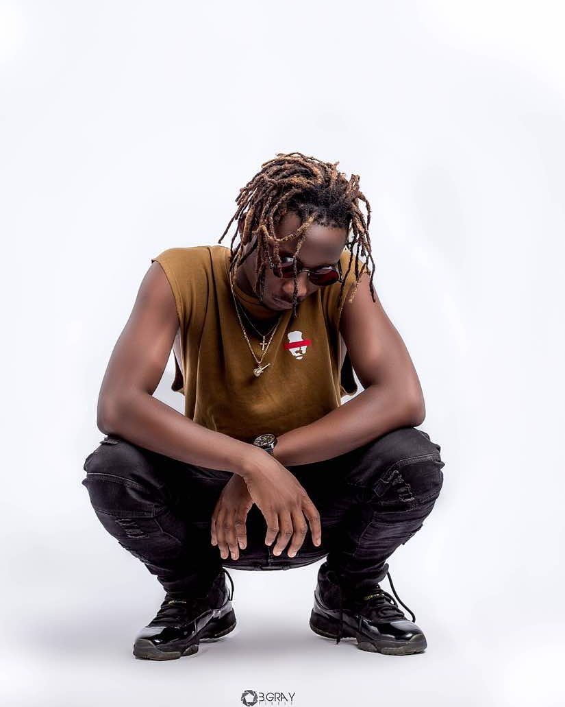 Tsk_Record's tweet photo. Oh yeah! It's #JiggyMoment Live on 3Fm 92.7 today at exactly 1 - 4 Pm today. @Jiggy_Waz Gon' turn the Vibe on. You've got to Tune in for this. 🔥🔥🔥 #TSKRecords https://t.co/K5Ypi0dQHX