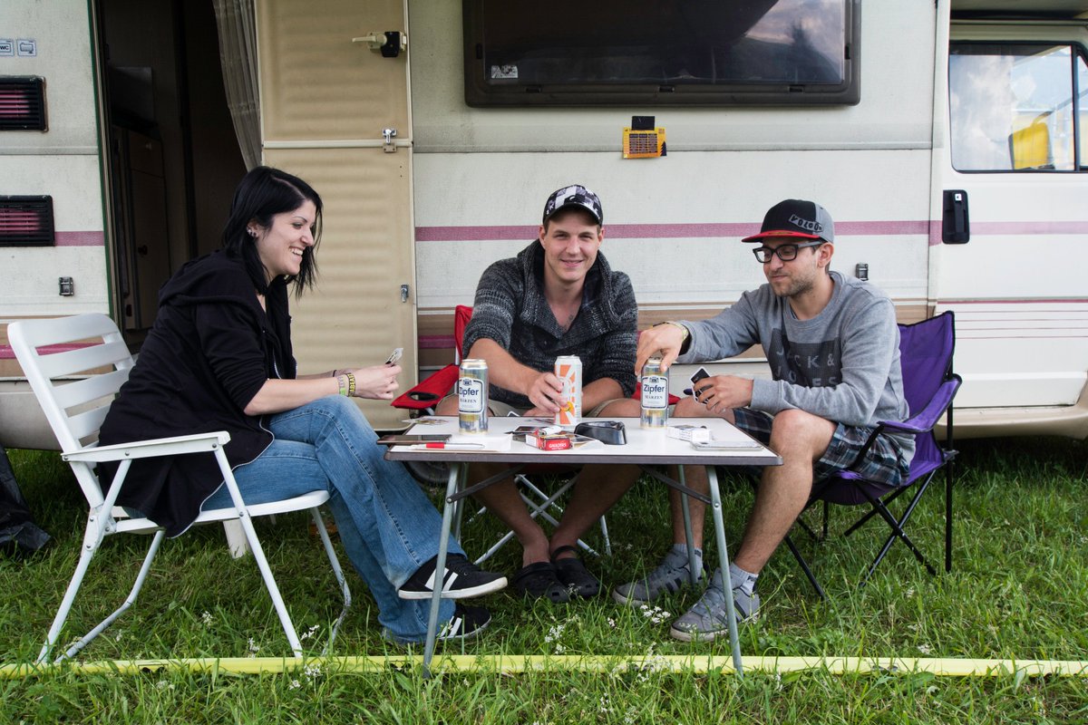 stoabeatz's tweet photo. Geräumiger und komfortabler wird unsere Camping Area 2018. Tickets dafür gibts auf https://t.co/0oavaNsb5J. Early Duck bis 28.02. #stoabeatz #festival #openair #camping #festival #festivalcamping #tirol #kaiserwinkl #walchsee #ticketssichern https://t.co/O6Ql9Rhslm