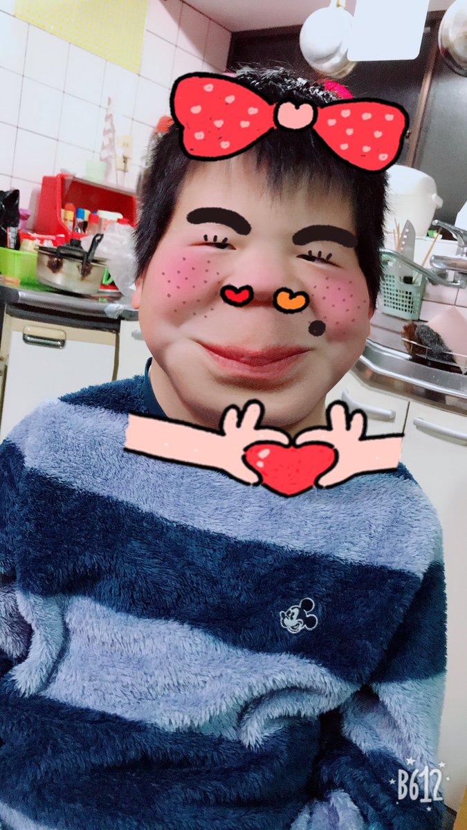amnos_92671's tweet photo. だまーって南南東向いて
恵方巻食べてました🍣笑

何の願い事したとかな〜っ⭐️笑 https://t.co/zUcgOT6IiP