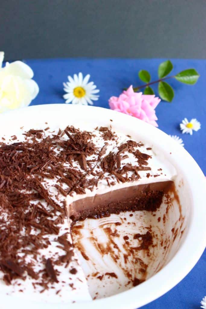 maplecanadain's tweet photo. Weekends should be extra, just like this #gluttonfree Mississippi Mud Pie for dessert! Lovely recipe by @rhiansrecipes. https://t.co/PoDIWBB3om
#MakeWithMaple https://t.co/VuQJGNydKB