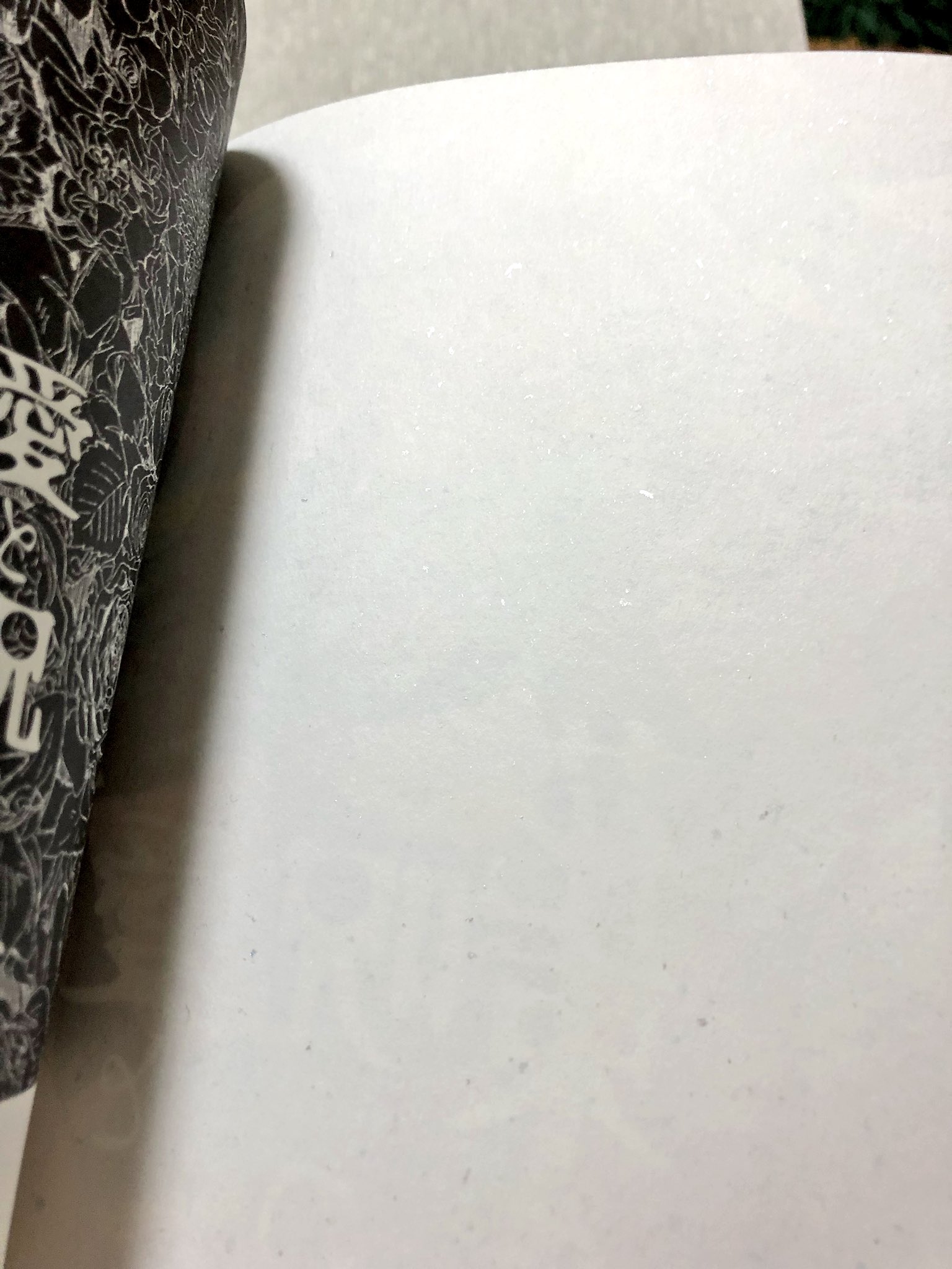 さよこ 今回の本の装丁 表紙が新星物語 パウダー にマットpp 本文が美弾紙ホワイト 遊び紙無し 濃いめの色を乗せたので 新星物語の銀箔はほぼ見えない タイトルや花びらの部分ならよく見ればわかるかなー っ さよこ 今回の本の装丁 表紙が新星物語 パウダー にマットpp 本文が美弾紙ホワイト 遊び紙無し 濃いめの色を乗せたので 新星物語の銀箔はほぼ見えない タイトルや花びらの部分ならよく見ればわかるかなー っ