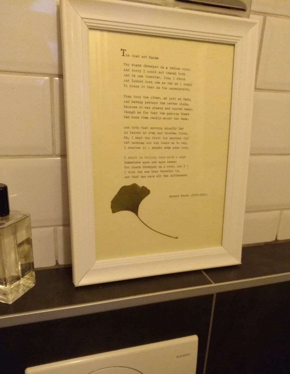 GoestingUtrech's tweet image. Om de tijd wat te doden bij ons op het toilet geen reclameposters maar mooie gedichten onder de noemer &apos;plas-poëzie&apos; :) Suggesties aandragen mag.