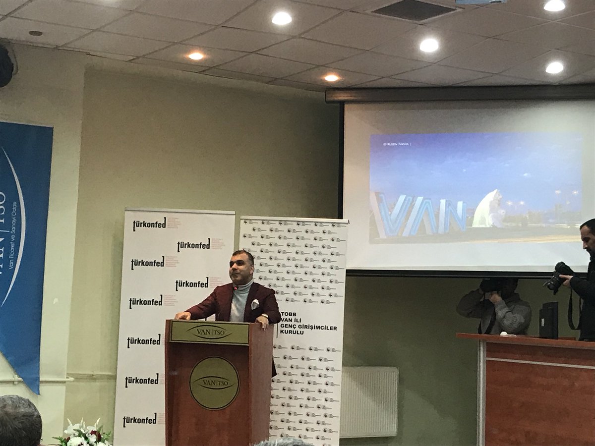 GgkVan's tweet photo. TURKONFED Başkanı sayın @tarkankadooglu nun katılımıyla “İş hayatı deneyim paylaşımı” programı odamızda başladı. @NecdetTakva @GorselGORMEN https://t.co/R9EF0REF4j