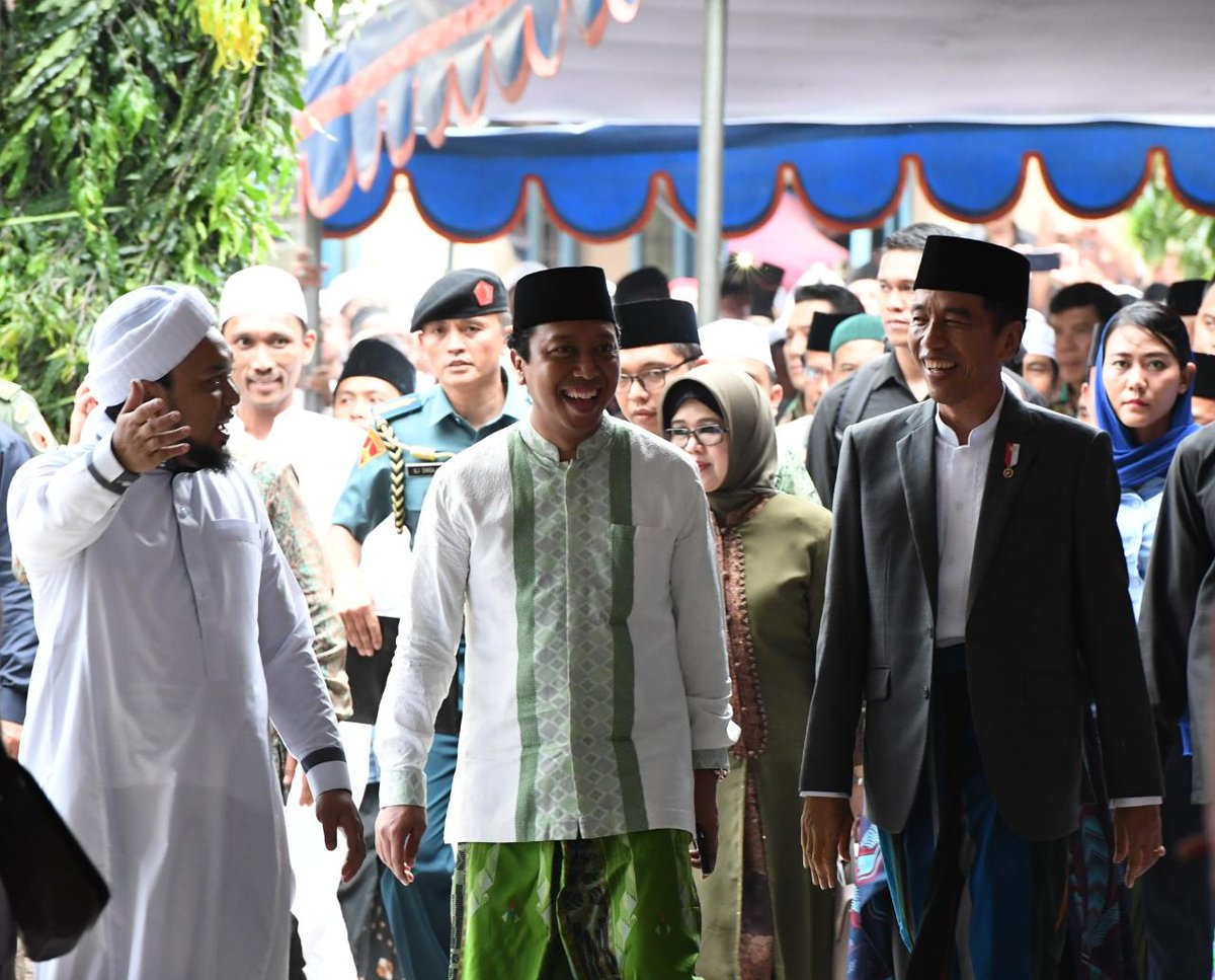 Hefriyansyah09's tweet photo. Ya allah semoga ini terus berlangsung, kebersamaan yg akan terus terjaga, amin
@MRomahurmuziy
@jokowi
@DPP_PPP
@pppsumsel
@gustikno13
#JKWMantaPPP
#JKWforSantriPPP
#JKWforUlamaPPP
#CASS
#genZhijau
#cekijo
#kaderwajibtahu
#pppsumsel
#BergerakBersamaRakyat https://t.co/Kut4fCOj1K