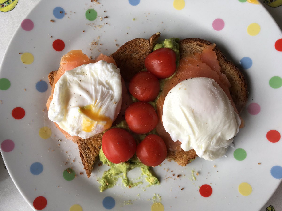 James King tweet media