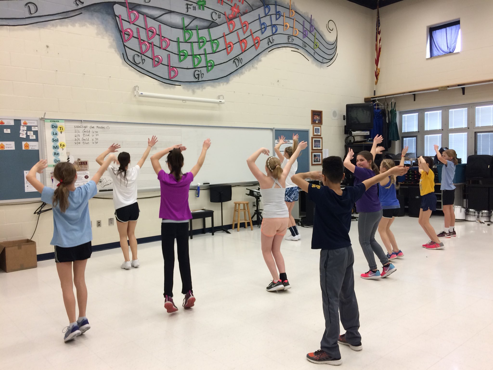 New Riegel High School Cheerleaders (NRHSCheerios) / Twitter