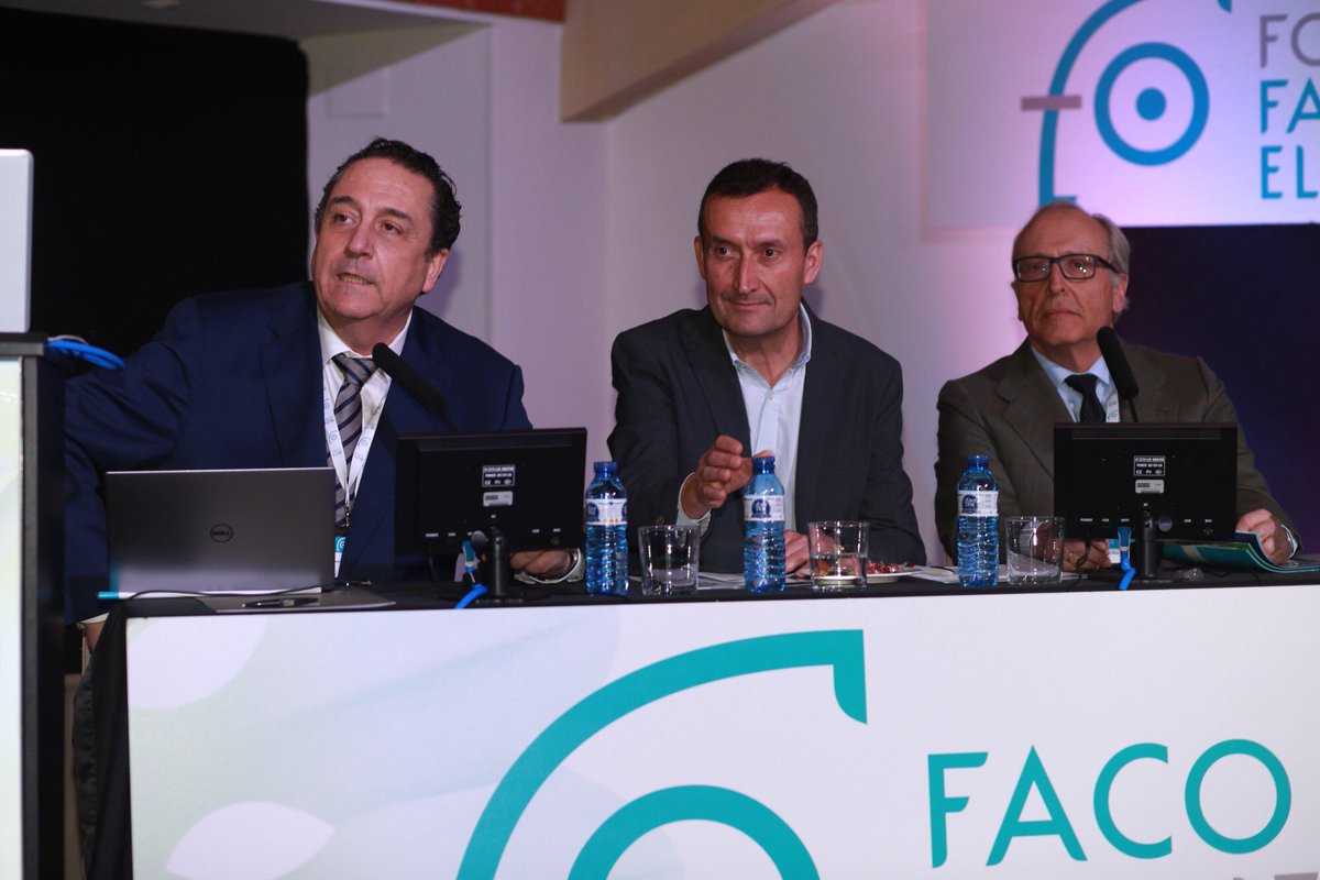 MasQsalud's tweet photo. FACO Elche, un éxito rotundo de participación y asistentes! https://t.co/e8Xn2PXcLI. #Faco2018 #FacoElche #doctorsoler #masquesalud #elche #oftalmología #optometry #cirugíasegmentoanterior #Facorefractiva #Facoptom https://t.co/PfAe78HdhI